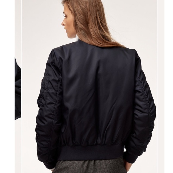 𝅺aritzia Babaton Gillian Bomber - Picture 4 of 14